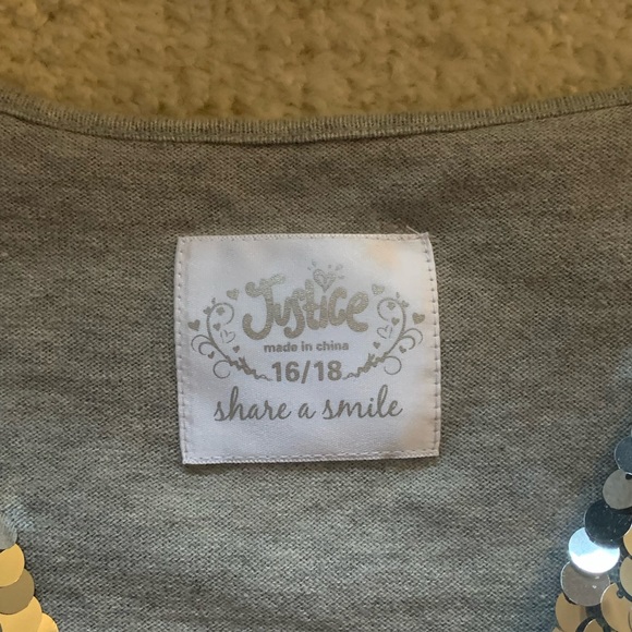 Girls 16-18 Cardigan Shrug sweater from JUSTICE!  Gray with “fish scale” sparkle - Picture 2 of 8